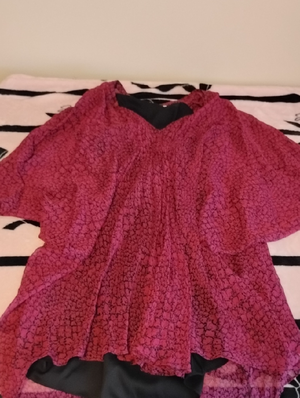 Diane Von Furstenburg Women's Pink Floral V-Neck 👗 Dress/Blouse